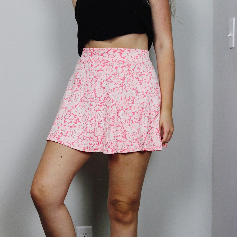 Pink and white skater skirt